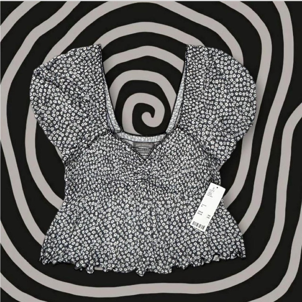 Urban Outfitters Black and White Floral Blouse